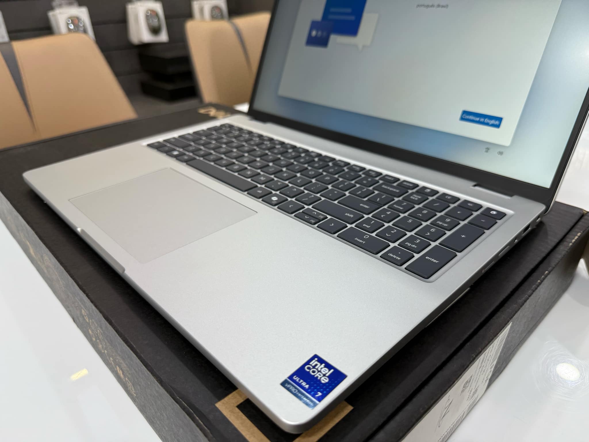 Unbox Và Đánh Giá Nhanh Dell Pro 16 Plus (2025) H4