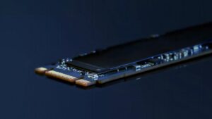 Ổ SSD E2 thế hệ mới: Dung lượng 1 Petabyte trong kích thước nhỏ gọn
