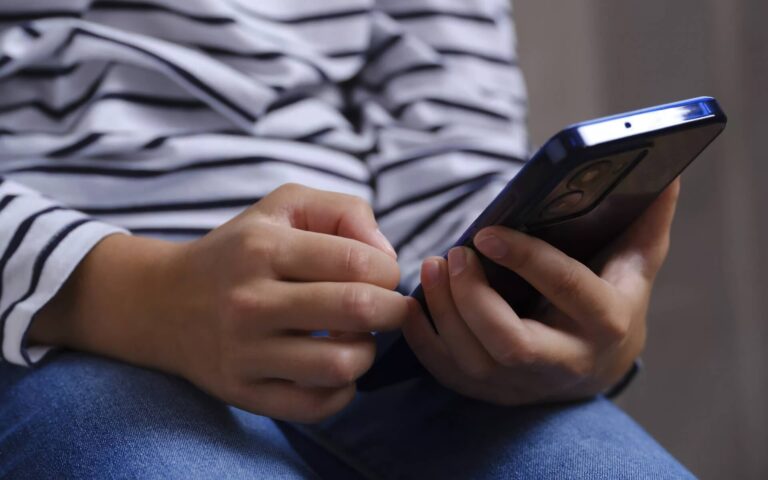 Hmd Fuse Smartphone Mới Dành Cho Trẻ, Chặn Triệt để Nội Dung Người Lớn Featured