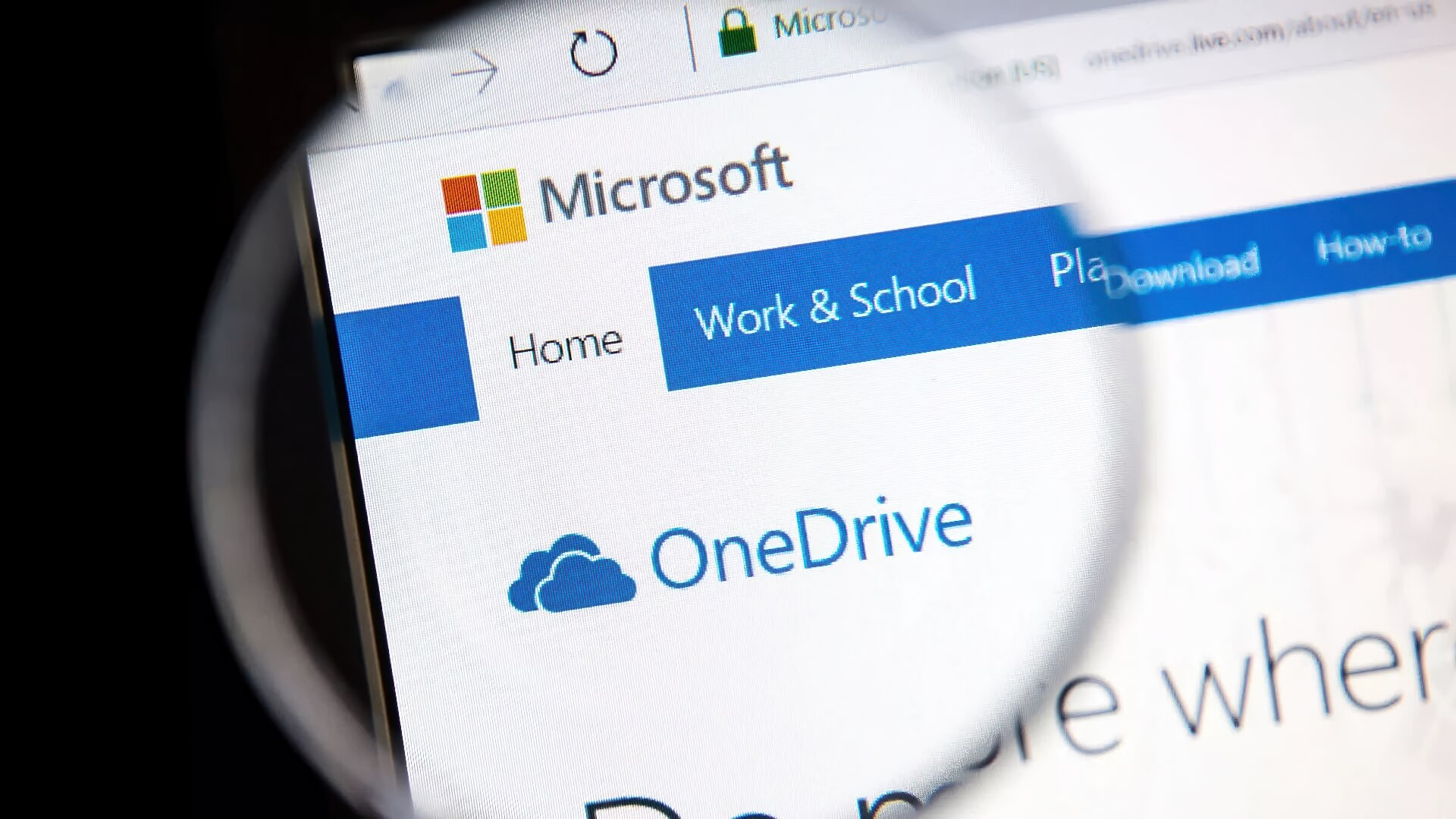Microsoft Word sắp mặc định lưu file lên OneDrive thay vì máy tính