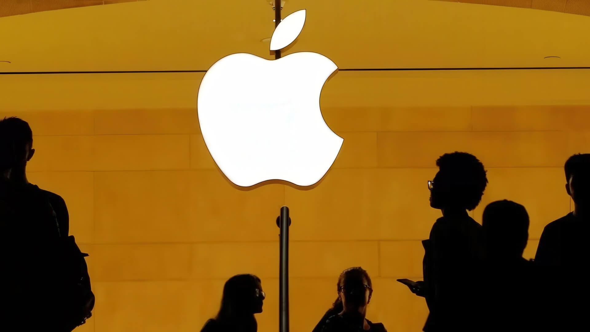 Apple Bị Phạt Kỷ Lục 2 Tỷ Usd Tại Anh Vì Phí App Store