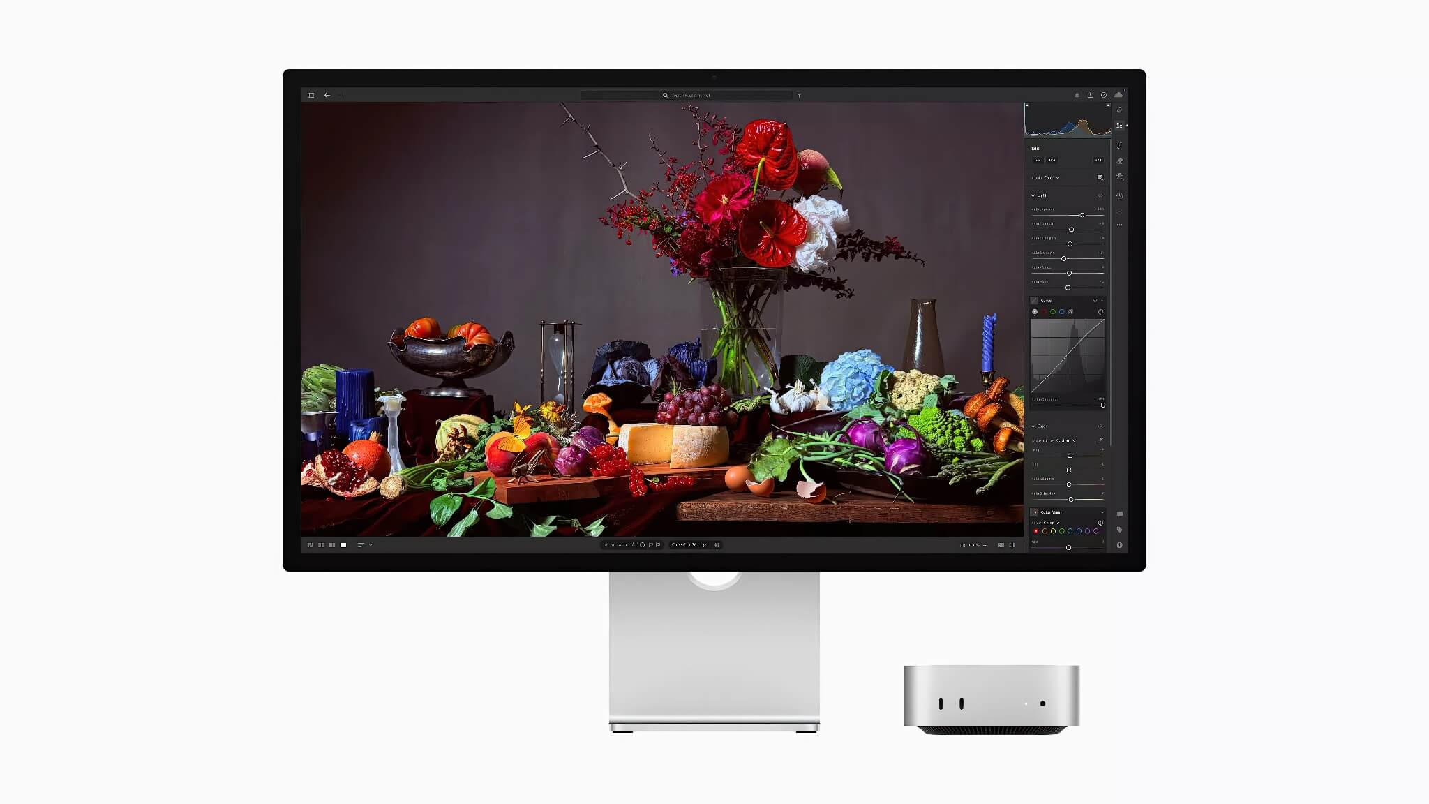 Apple ra mắt Studio Display XDR mới với Tần số quét 120Hz