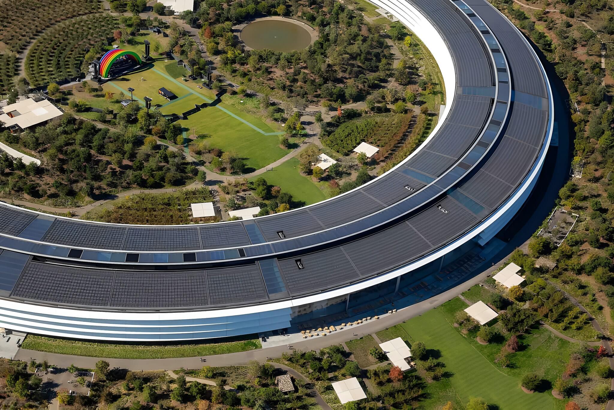 Bảo mật Apple: Hãng âm thầm hy sinh hàng tỷ USD