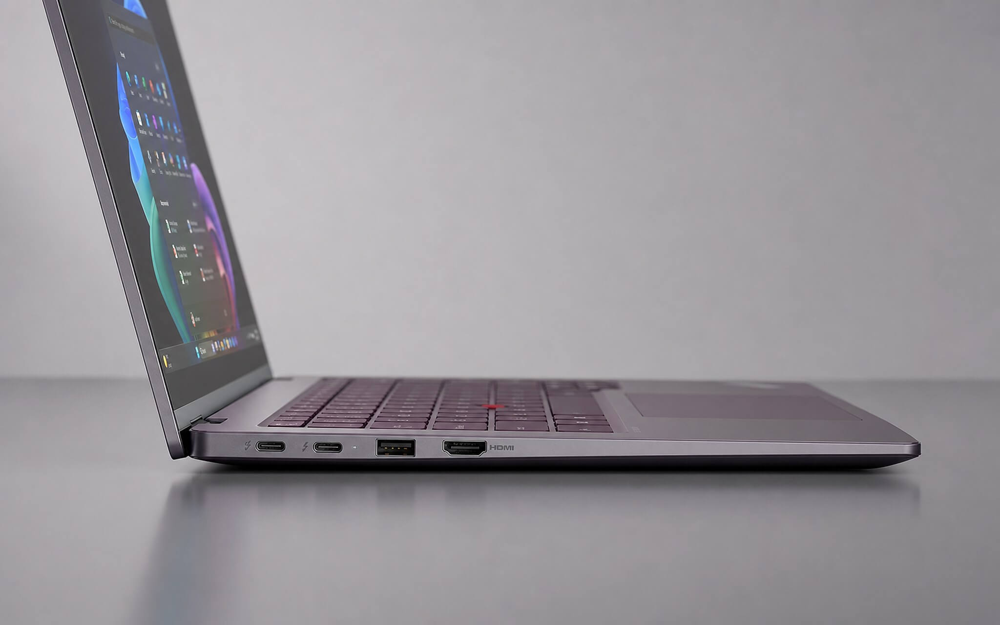 ThinkPad X1 2-in-1 Gen 11 Aura Edition (2026) - màn hình cảm ứng và trải nghiệm sử dụng linh hoạt