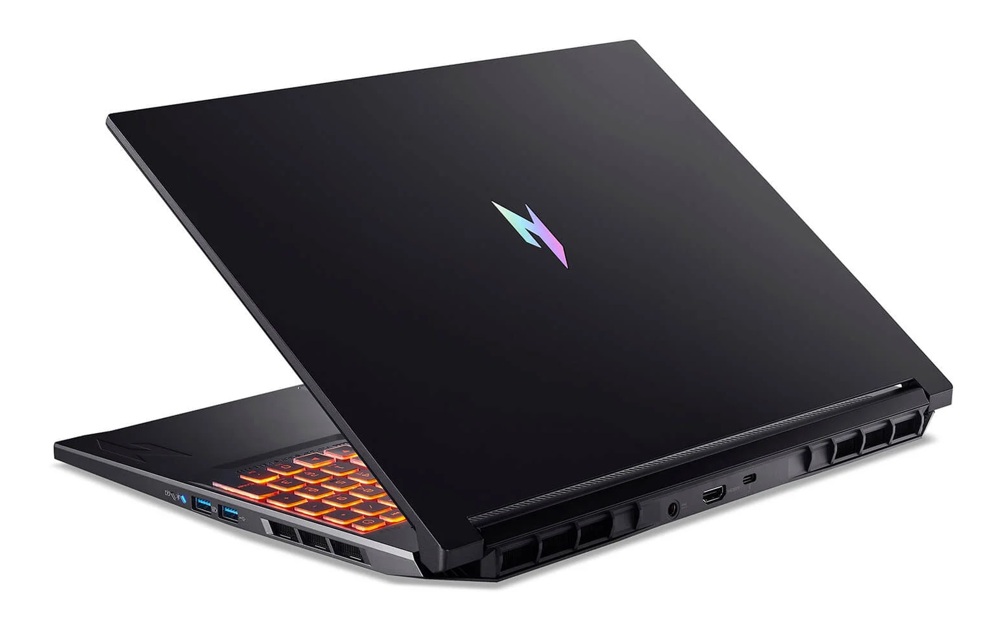 Mặt sau Acer Nitro V16 với cụm cổng kết nối và khe tản nhiệt